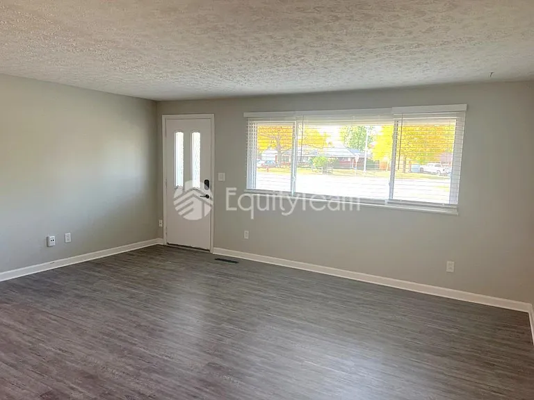 5612 Harshmanville Rd — Photo 38