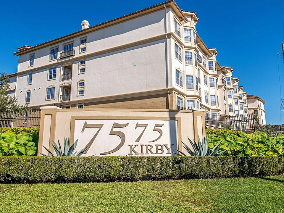7575 Kirby Dr #2226