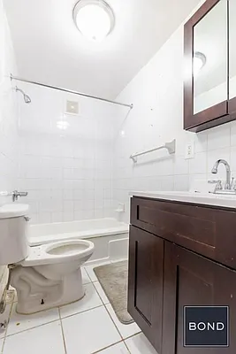 Rented by Bond New York | media 8