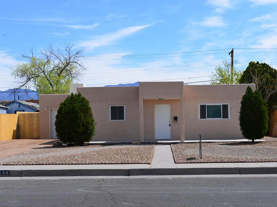 1st image of 2838 Hermosa Dr NE