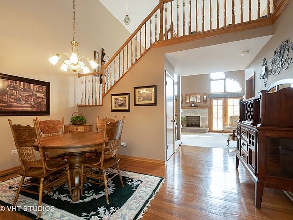 4th image of 8117 Brushwood Ln