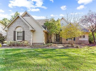 7185 Aaronway Dr, West Bloomfield, MI