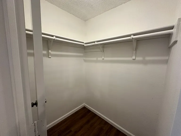 6416 Brookhaven Trl — Photo 17
