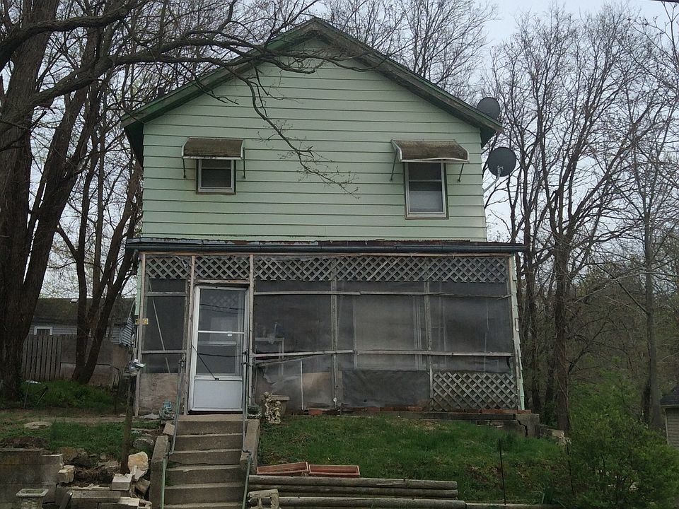 1st image of 709 Oak St