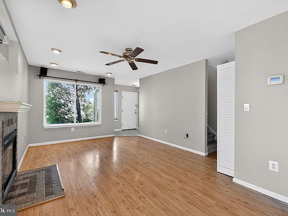 4th image of 80 Sandra Rd