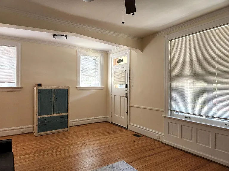 6115 Pershing Ave #1 — Photo 6
