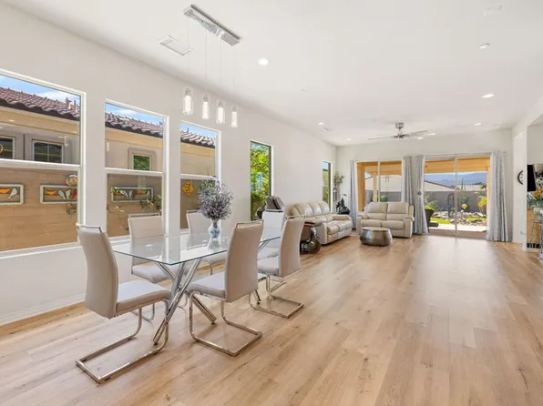 25 Pinot Noir, Rancho Mirage, CA 92270