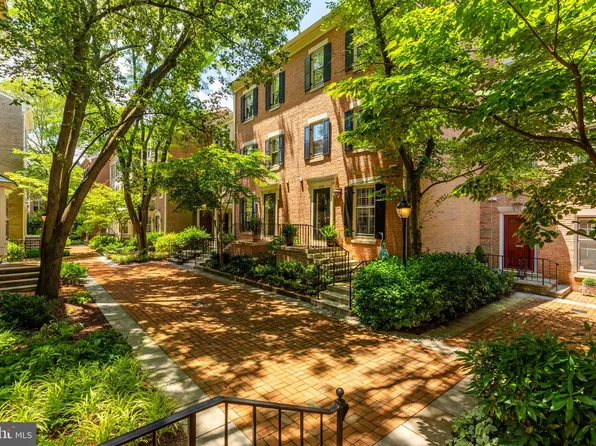 4420 Westover Pl NW, Washington, DC 20016