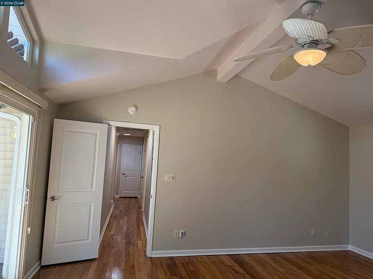 1271 Summit Rd — Photo 16