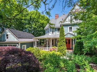 102 Herrick Rd, Newton, MA 02459