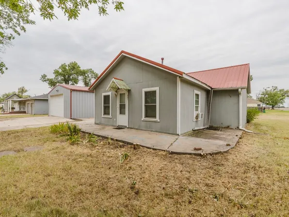 321 N Kansas Ave, Burrton, KS 67020