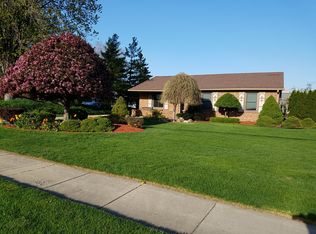 27080 Bunert Rd, Warren, MI 48088