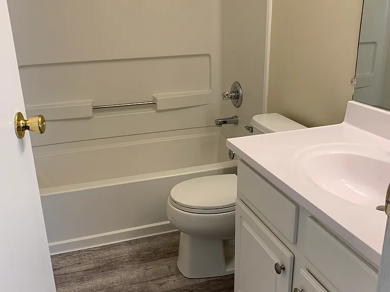 1615 N Star Ave — Photo 18