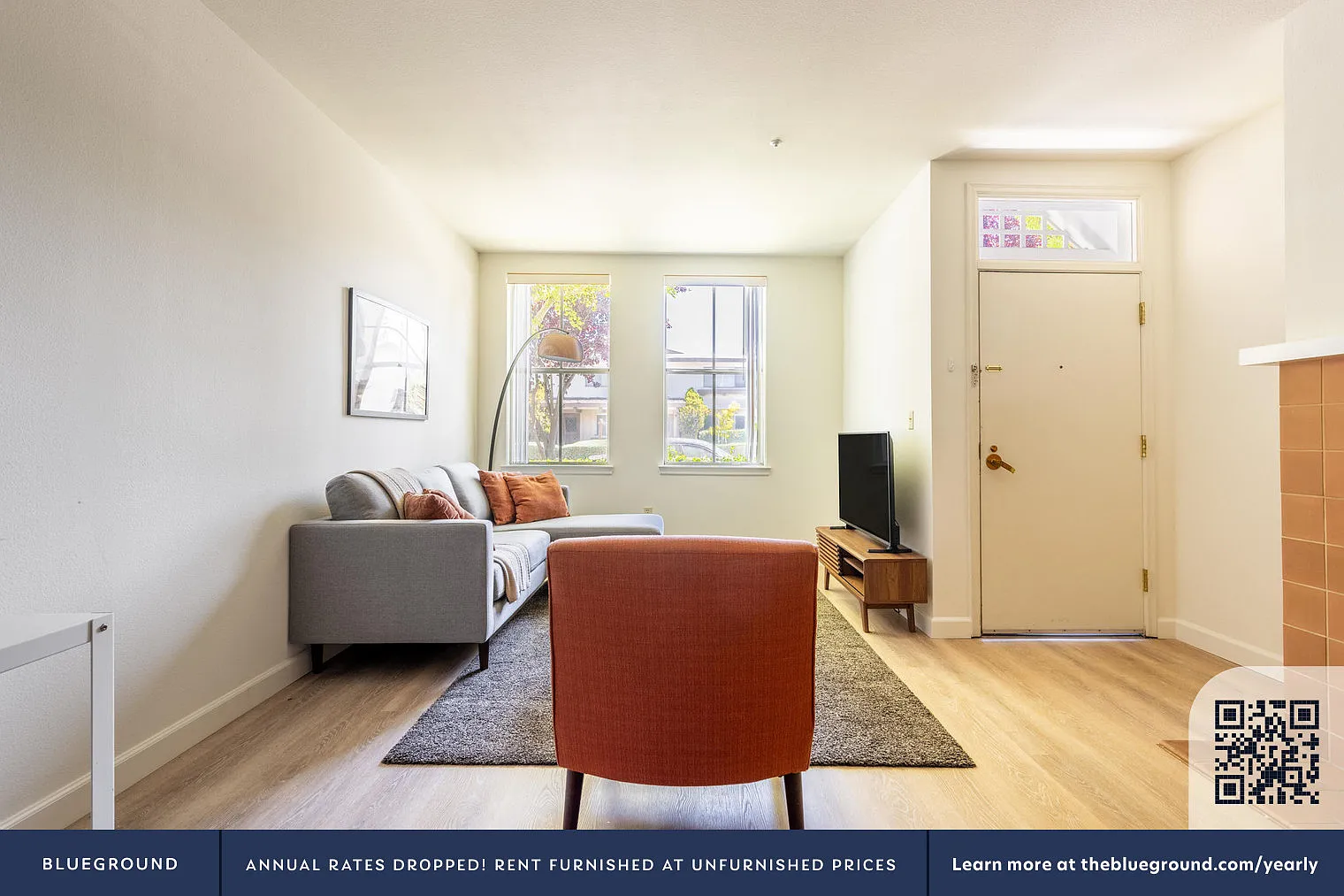 2 bed, 2.0 bath, 1076 sqft, $5,220 — Photo 2