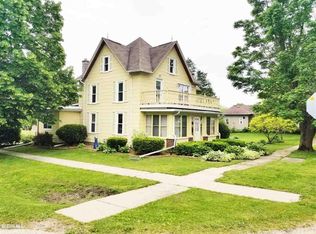 129 Snow St, Chadwick, IL 61014