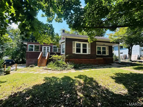 1439 Grant Rd, Saint Louis, MO 63119
