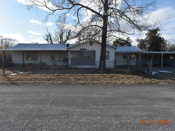 317 S Main St, Arnett, OK 73832