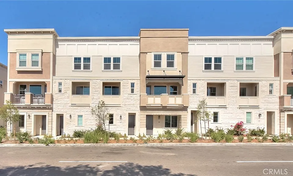 149 N 1st Ave