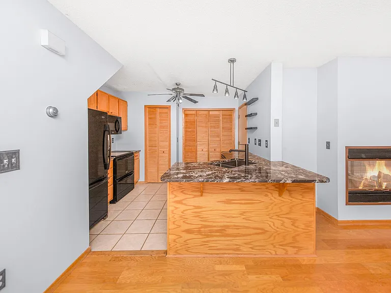 4038 Crystal Cir — Photo 3