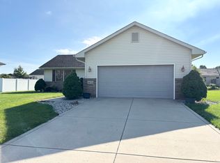 14711 Euclid St, Cedar Lake, IN 46303