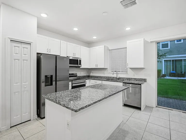 34186 Cinder Way — Photo 11