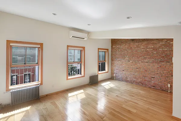 Rented by Oxford Property Group | media 6