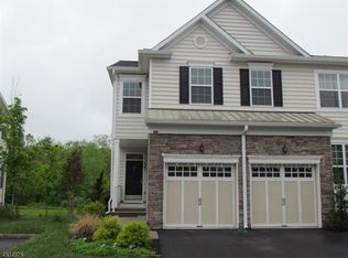 77 Autumn Ln, Skillman, NJ 08558