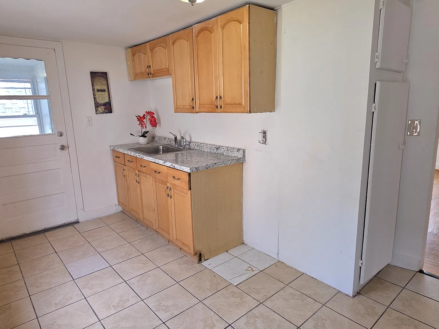 3 bed, 1022 sqft, $2,000 — Photo 4