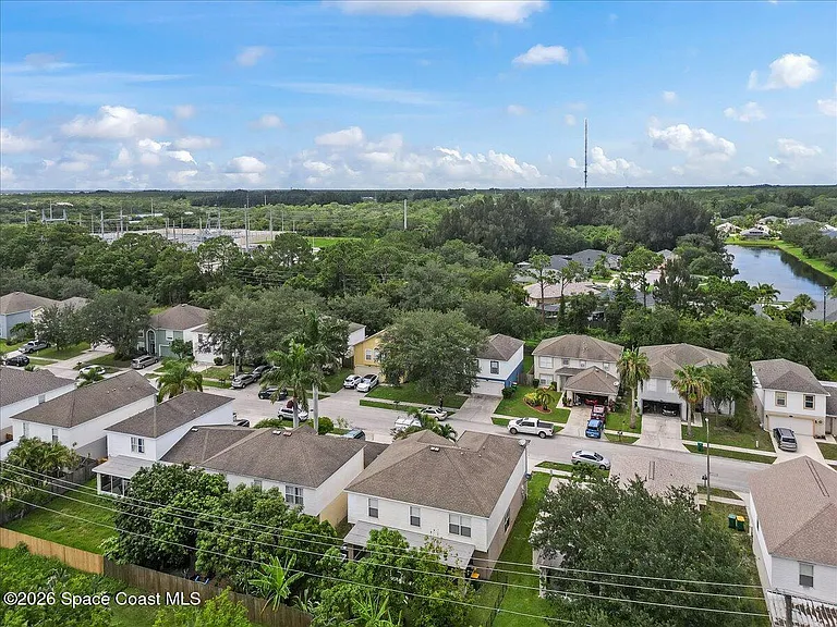 4635 Elena Way — Photo 33