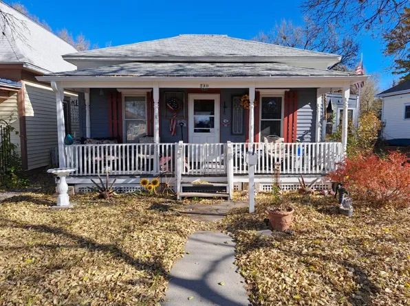 230 Shelton St, Chadron, NE 69337