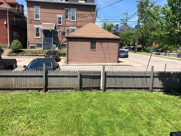 300 Amber St #1 — Photo 5