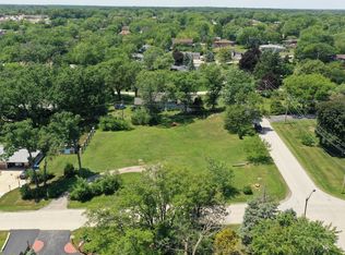 9300 S 84th Ct, Hickory Hills, IL