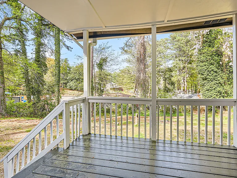 2069 Sandtown Rd SW — Photo 12