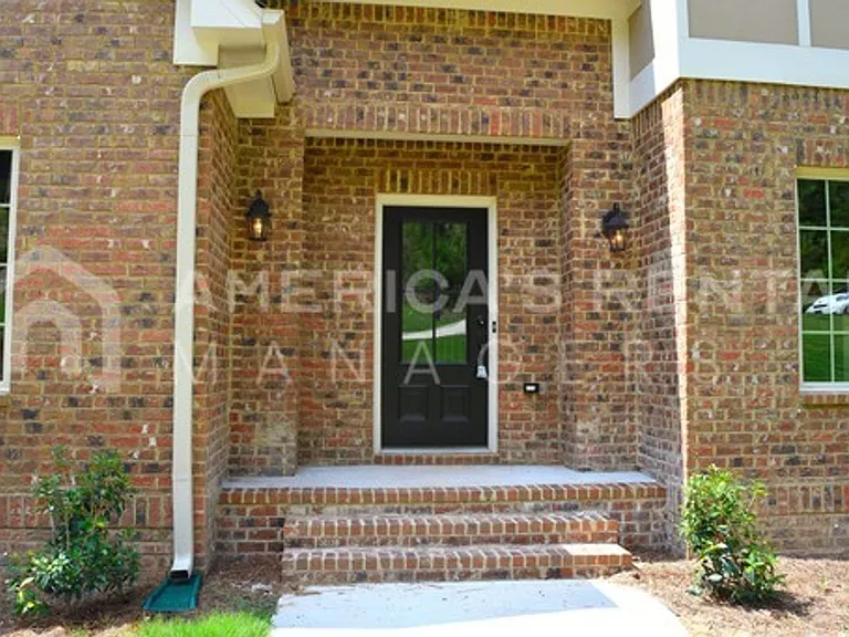 3764 Creekside Way — Photo 3
