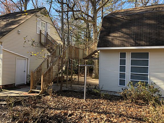 Exterior stairs to garages