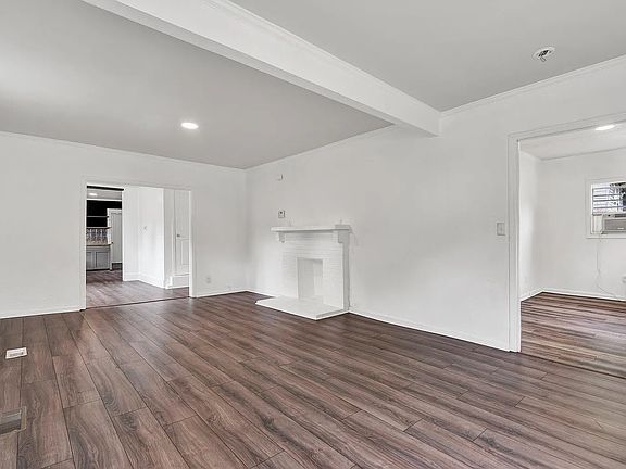 3rd image of 614 Belle Vista Ave