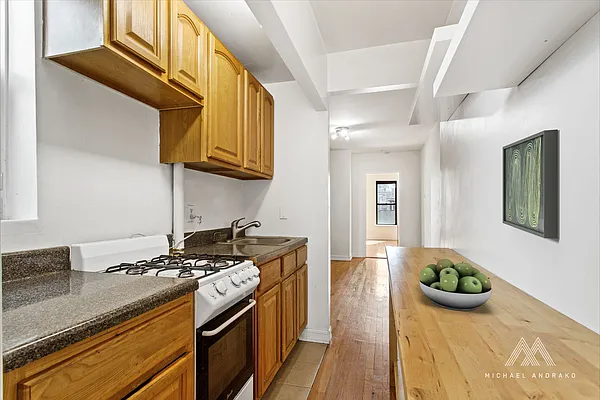 Rented by Cooper & Cooper Real Estate | media 13