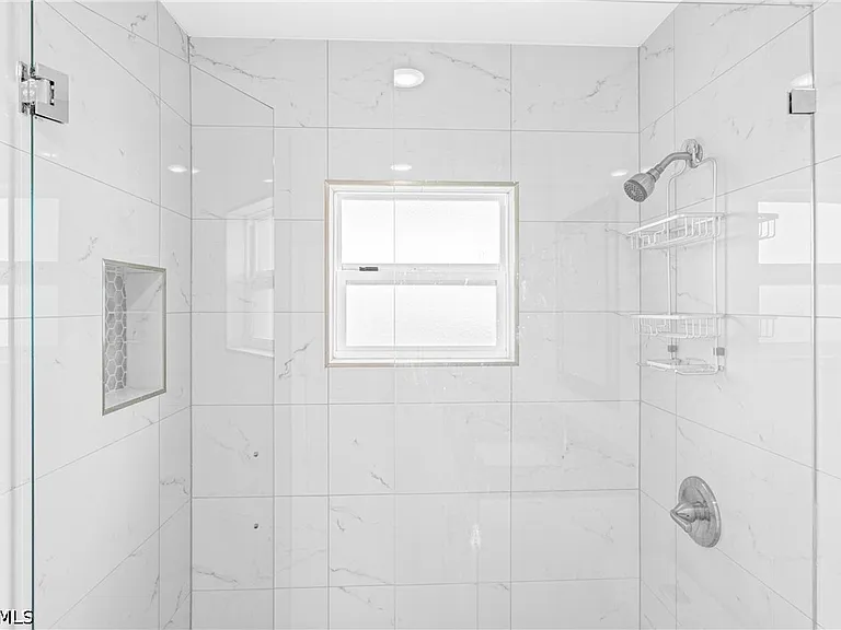 3225 E Riverside Dr #34-C — Photo 14