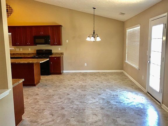 5th image of 6026 Great Glen Drive