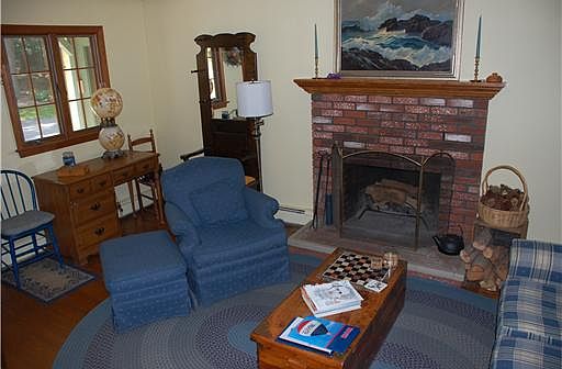 5th image of 18 Lincoln Dr