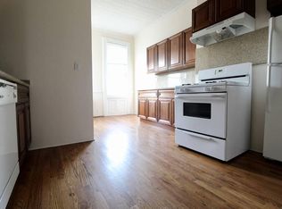 6403 Myrtle Ave #2TOP, Ridgewood, NY 11385