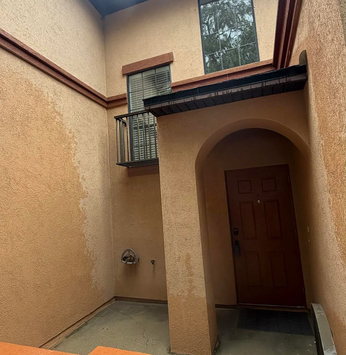2 bed, 2.5 bath, 1451 sqft, $2,100 — Photo 3