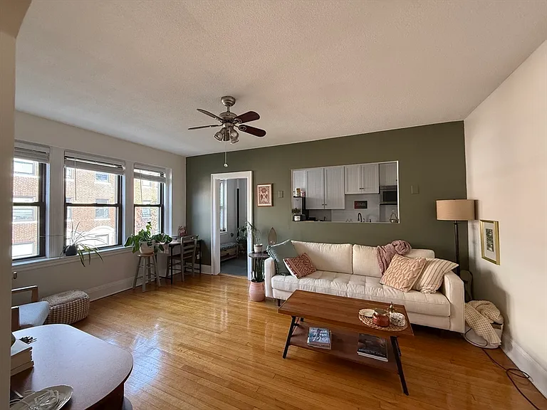 145 Englewood Ave #33 — Photo 5
