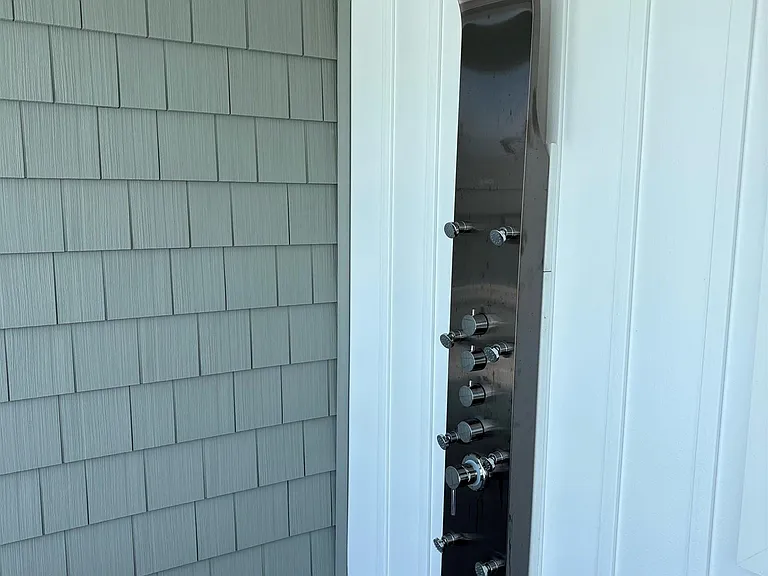 203 E Evans Blvd — Photo 16