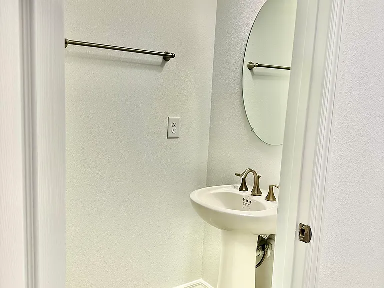 5425 Tripoli Dr — Photo 22