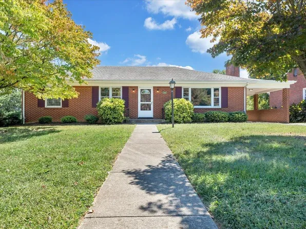 2750 Thorndale St SW, Roanoke, VA 24015