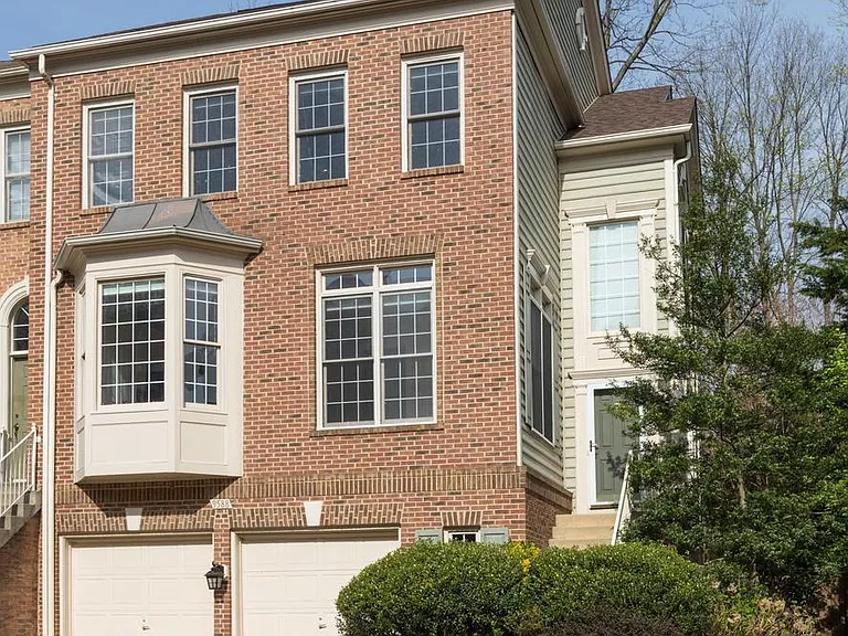 9588 Lagersfield Cir — Photo 4