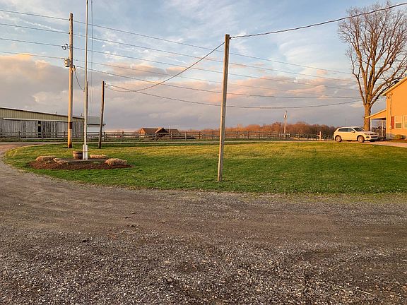 4th image of 27 County Road 500