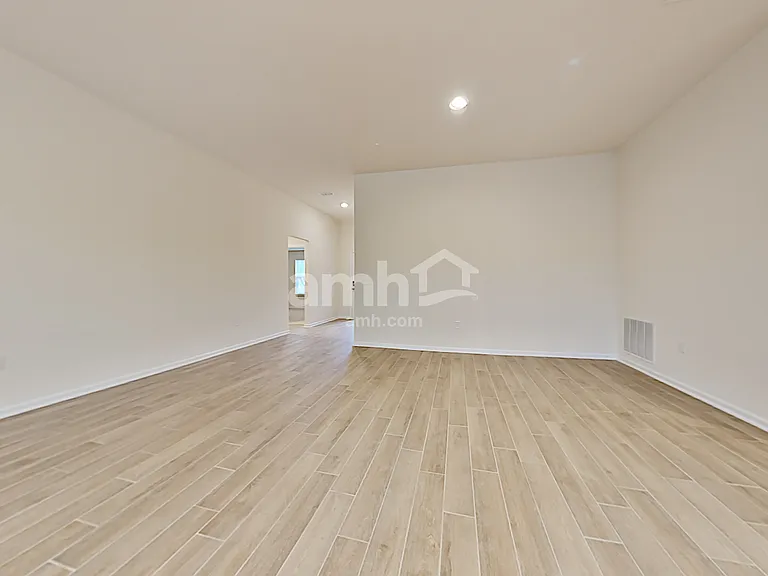 44 Hickory Ridge Rd — Photo 8