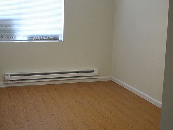 4th image of 1943 Wedekind Rd